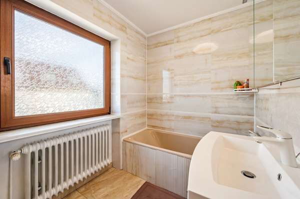 Badezimmer mit Tageslichtbad