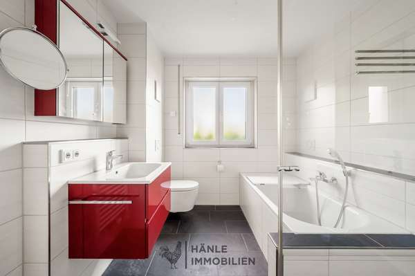 großzügiges Badezimmer