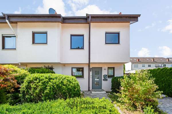 Reiheneckhaus mit schönem Garten und Garage in HN-Biberach zu verkaufen!