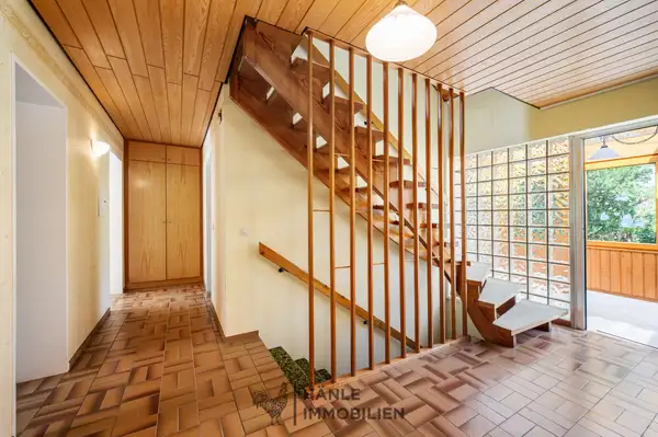 Eingangsbereich mit Treppe