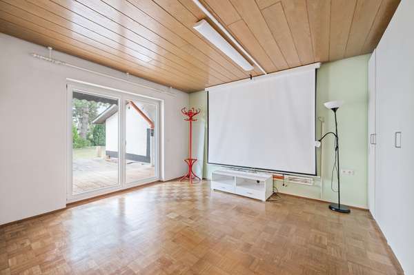 Gästezimmer mit Zugang zur Terrasse