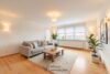 4,5 Zimmer Wohnung in ruhiger Lage - Nähe IPAI in Heilbronn zu verkaufen! - Wohnzimmer mit Zugang zum Balkon - visualisiert