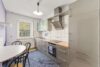 Reihenmittelhaus mit Garage zu verkaufen! - Küche mit Sitzmöglichkeit im EG