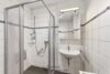 Reihenmittelhaus mit Garage zu verkaufen! - Badezimmer im EG